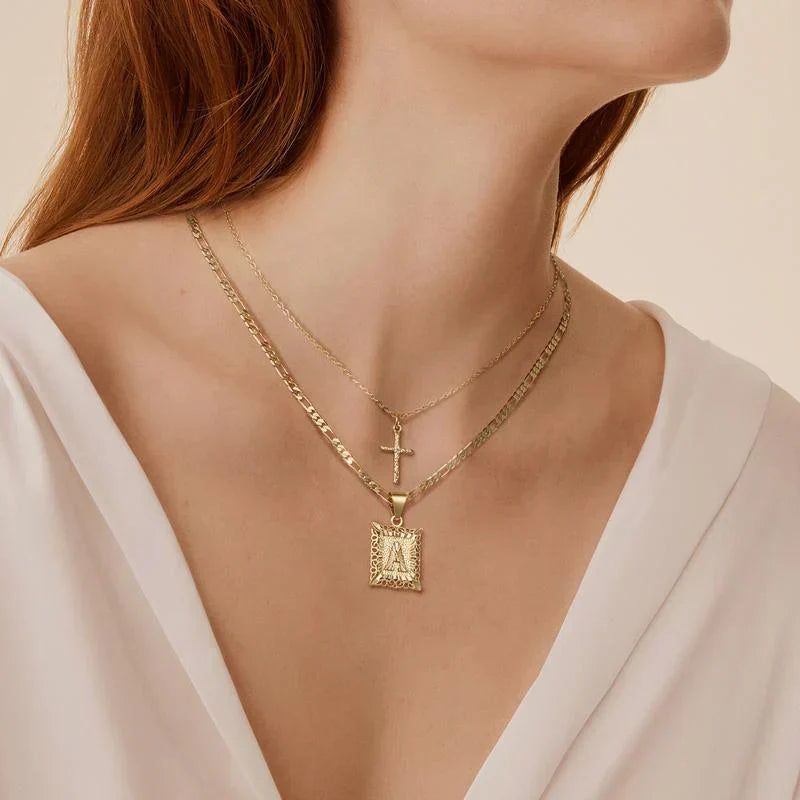 Colar Inicial Cruzado | Ouro