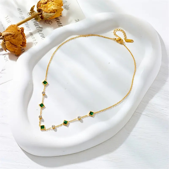 Colar Amelisse Glenwyn | O