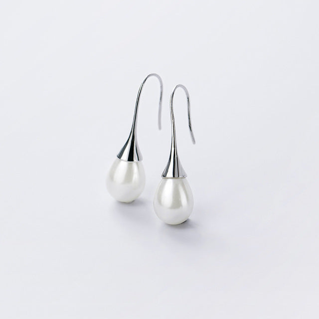 Brincos de gota com pérolas
