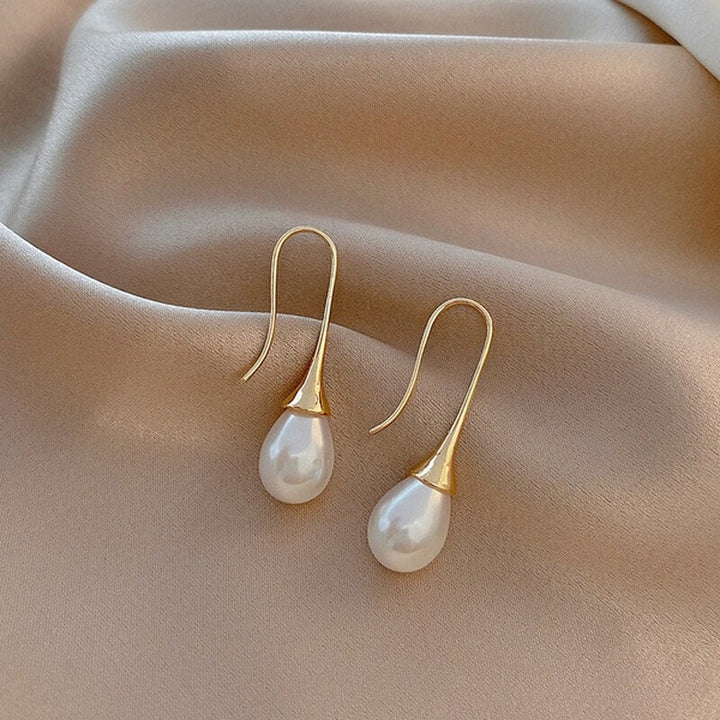 Brincos de gota com pérolas