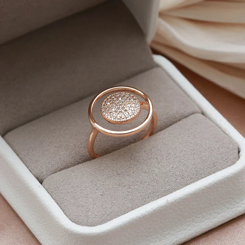 Anel de dama único com revestimento de zircônia, ouro rosa de 585