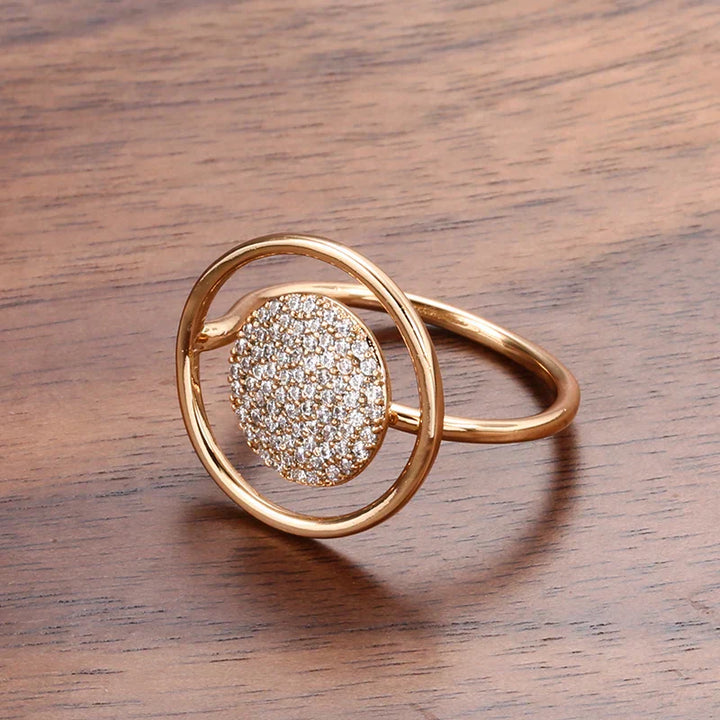 Anel de dama único com revestimento de zircônia, ouro rosa de 585